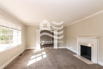 717 Ridgecrest Rd in Lagrange, GA - Building Photo - Building Photo