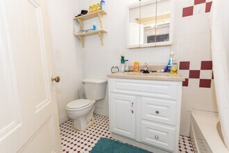 10 Ashford St in Boston, MA - Building Photo - Building Photo