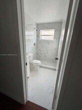 371 NE 57th Ct in Fort Lauderdale, FL - Building Photo - Building Photo