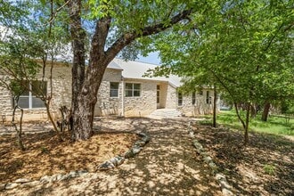 1700 Patterson Rd in Austin, TX - Building Photo - Building Photo