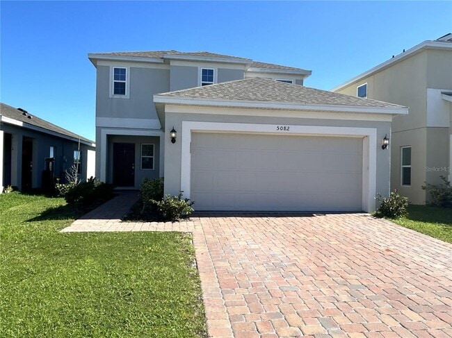 property at 5082 Royal Point Ave