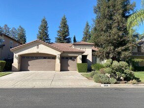 2636 E Houston Ave in Fresno, CA - Building Photo - Building Photo