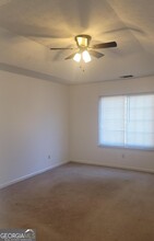 445 Westside Dr in Jonesboro, GA - Building Photo - Building Photo