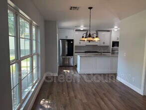 1520 S Columbia Pl in Tulsa, OK - Building Photo - Building Photo