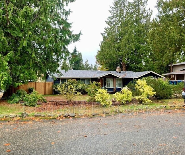 16512 62nd Pl W in Lynnwood, WA - Building Photo - Building Photo