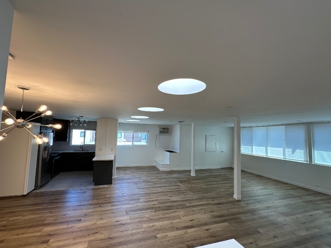 160 S Hayworth Ave in Los Angeles, CA - Building Photo - Building Photo