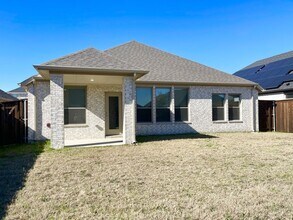 113 Arrow Wood Rd in Waxahachie, TX - Foto de edificio - Building Photo