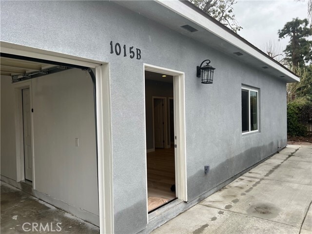 property at 1015 Jeffries Ave