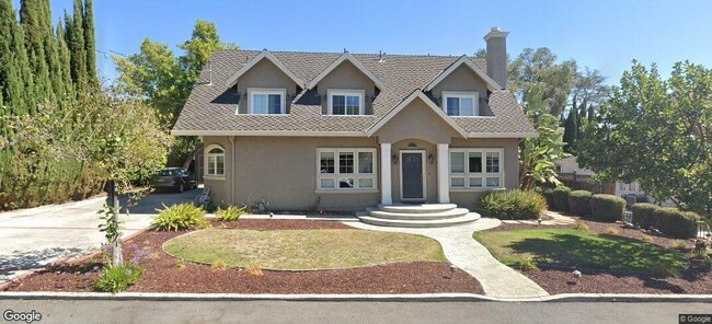 property at 5482 Club Dr