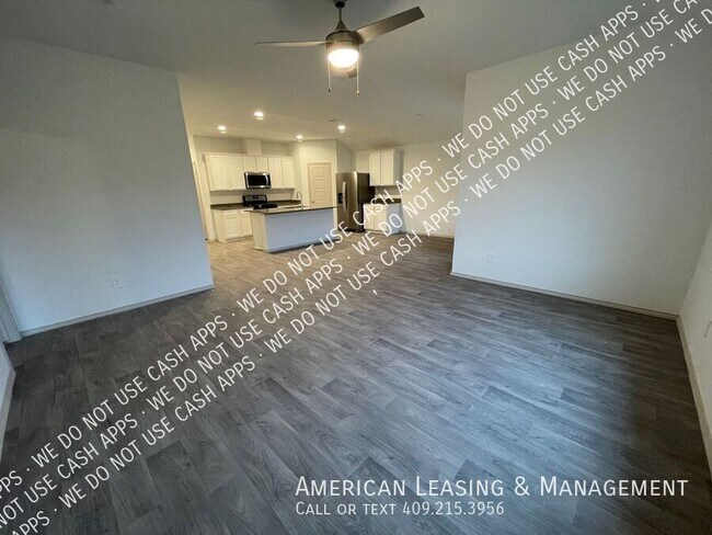 1585 Holly Trails in Sour Lake, TX - Building Photo - Building Photo