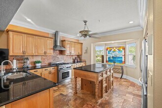 1593 Pinellas Bayway S in St. Petersburg, FL - Building Photo - Building Photo