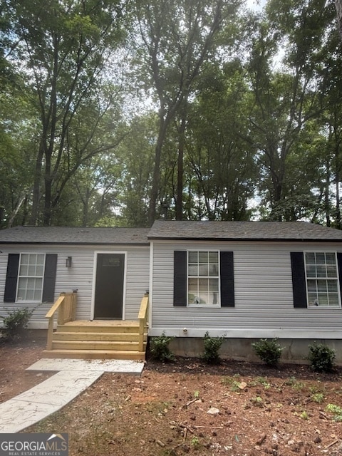 property at 104 N Meade Dr