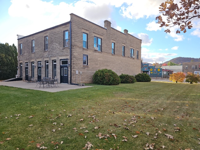 209 Central Ave