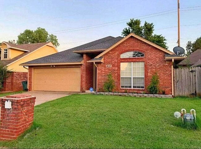 412 McDonald Dr