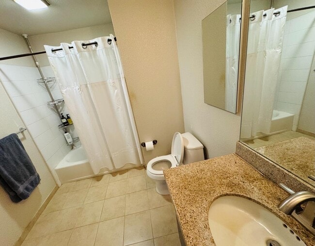 1375 Lick Ave in San Jose, CA - Building Photo - Building Photo