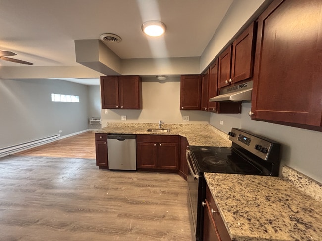 3115 W 79th St-Unit -3125-2 in Chicago, IL - Building Photo - Building Photo