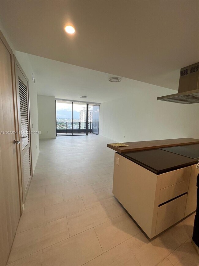 property at 1000 Brickell Plaza