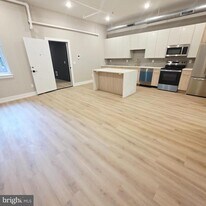 714 Chestnut St in Philadelphia, PA - Building Photo