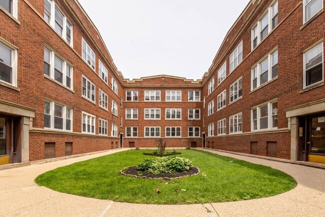 property at 2104 W Birchwood Ave