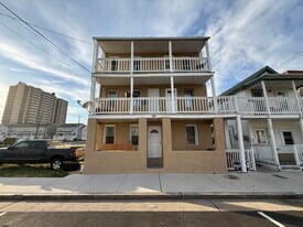 821 Baltic Ave in Atlantic City, NJ - Building Photo