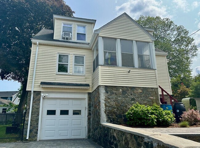 property at 20 Oak Rd