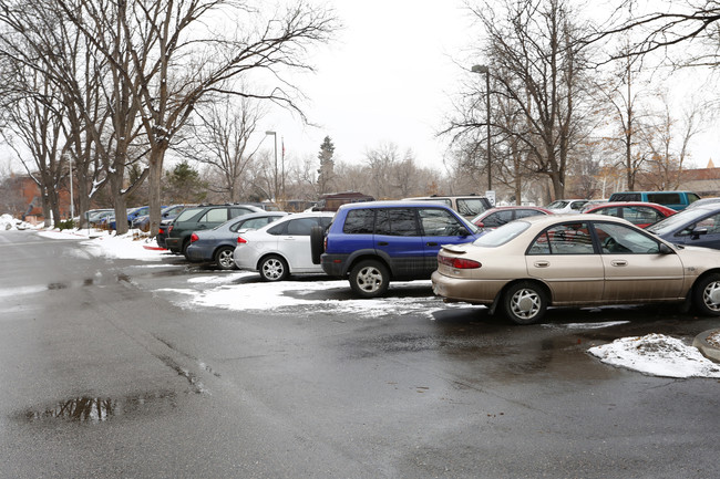 Big Thompson Manor I in Loveland, CO - Building Photo - Building Photo