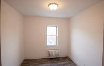 362 E 235th St in Bronx, NY - Building Photo - Building Photo