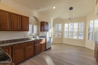 4368 W Wahalla Ln in Glendale, AZ - Building Photo - Building Photo