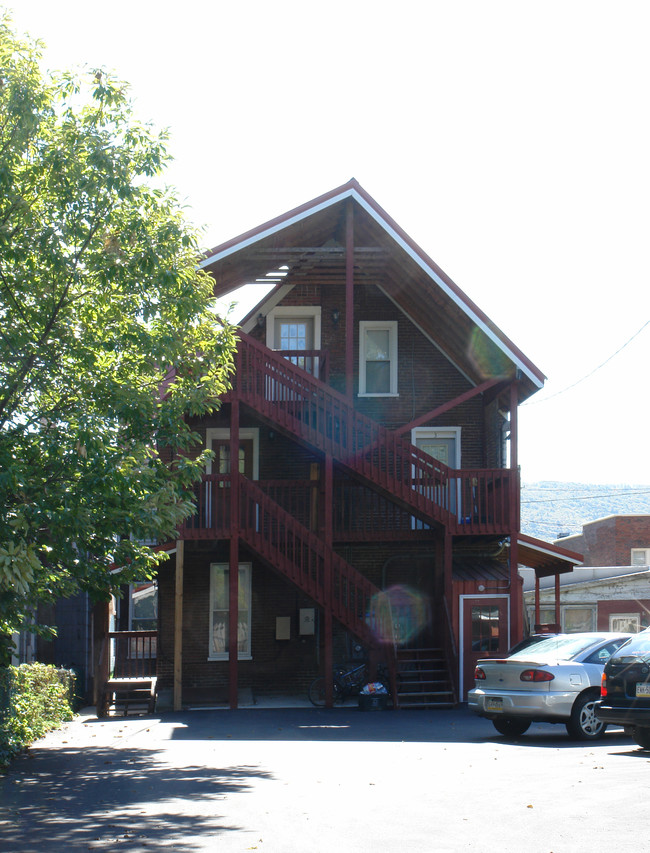 365-367 E Main St in Lock Haven, PA - Building Photo - Building Photo