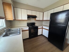 1874 Bright View Dr in Loves Park, IL - Building Photo - Building Photo