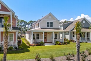 8092 Laurel Ash Ave in Myrtle Beach, SC - Building Photo