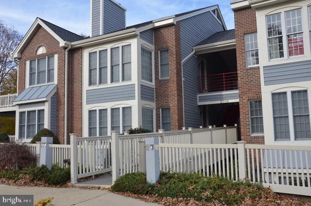 property at 2706 Summerview Way