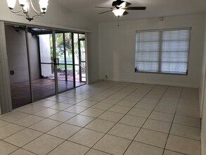 11758 SW 108th Ln in Miami, FL - Building Photo - Building Photo