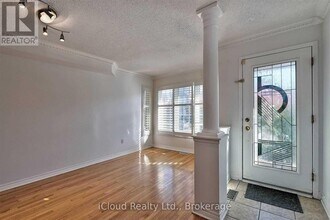 3496 Covent Crescent in Mississauga, ON - Building Photo - Building Photo