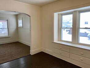 1221 Girard St in Akron, OH - Foto de edificio - Building Photo