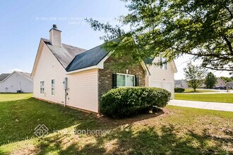 2778 High Tide Dr in College Park, GA - Building Photo - Building Photo