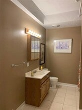 148 Bernon St, Unit 10 in Woonsocket, RI - Building Photo - Building Photo