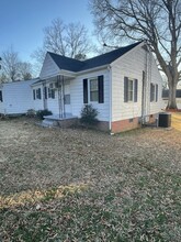 106 Courtland St in Jackson, TN - Building Photo - Building Photo