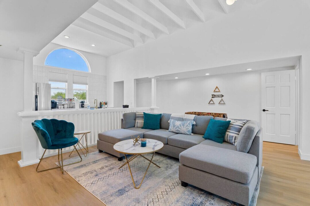 4641 N 8th Pl in Phoenix, AZ - Foto de edificio