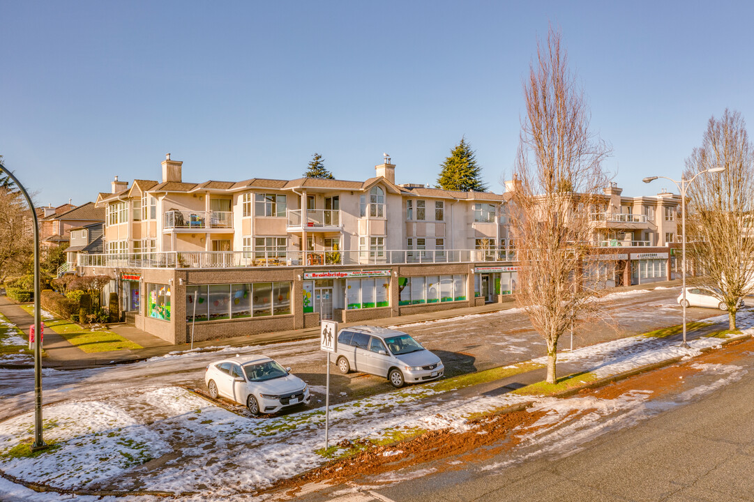 7633-7667 Nanaimo St in Vancouver, BC - Building Photo