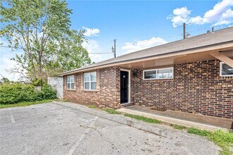 1711 W Olrich St in Rogers, AR - Building Photo - Building Photo