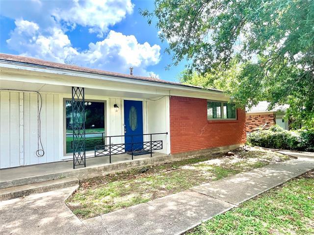 2614 Denison St in Denton, TX - Building Photo - Building Photo