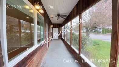 38125 Nettie Connett Dr in Sandy, OR - Building Photo - Building Photo