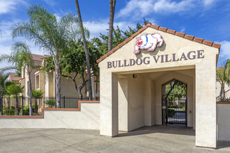 Bulldog Village Apartments in Fresno, CA - Building Photo - Building Photo