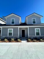 2597 Cypress St in Panama City, FL - Building Photo