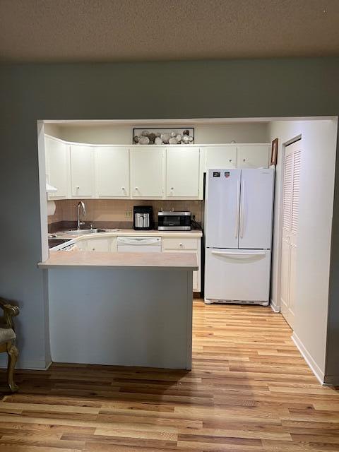 312 Knotty Pine Cir in Greenacres, FL - Building Photo