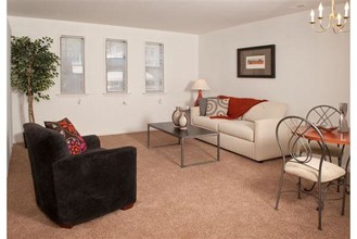 Laurel Hill Apartments in Lindenwold, NJ - Building Photo - Interior Photo