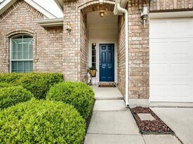 1701 Heron Dr in Aubrey, TX - Building Photo