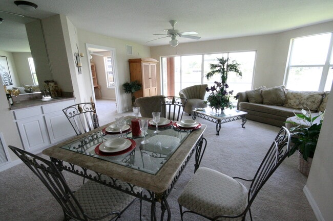 2671 Emerald Lake Ct, Unit 2671 in Kissimmee, FL - Building Photo - Building Photo