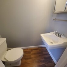 2303 Echo Valley Dr in Stow, OH - Building Photo - Building Photo